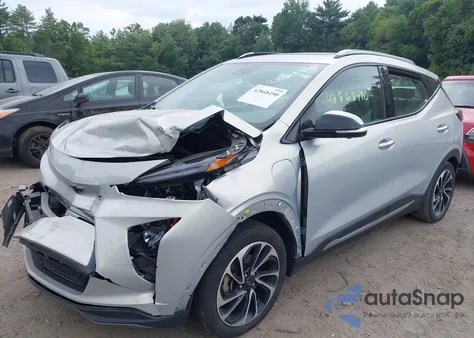 2023 Chevrolet Bolt Euv Fwd Premier z USA, uszkodzony, nr VIN 1G1FZ6S09P4110444